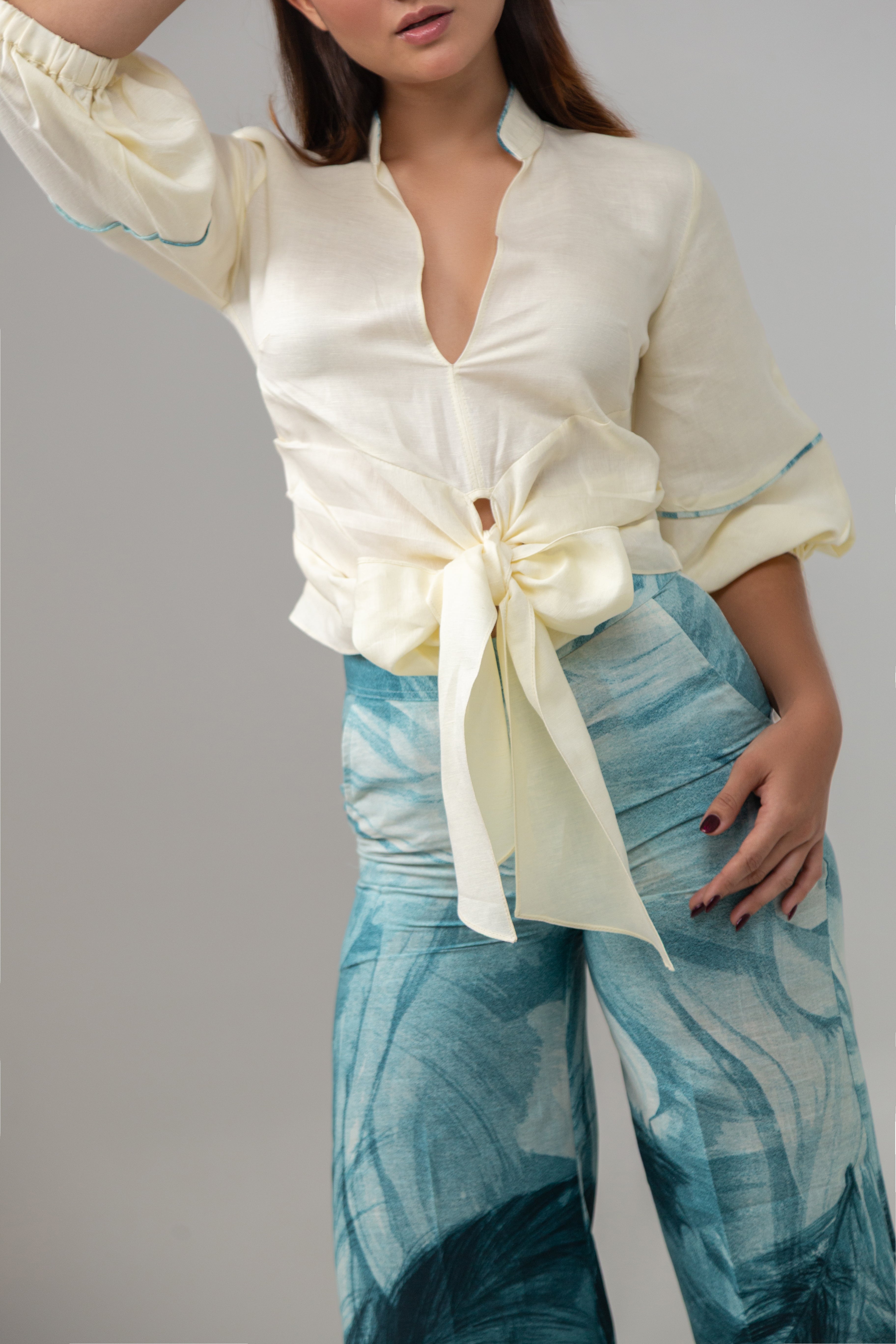 SHOFIA BLUSA